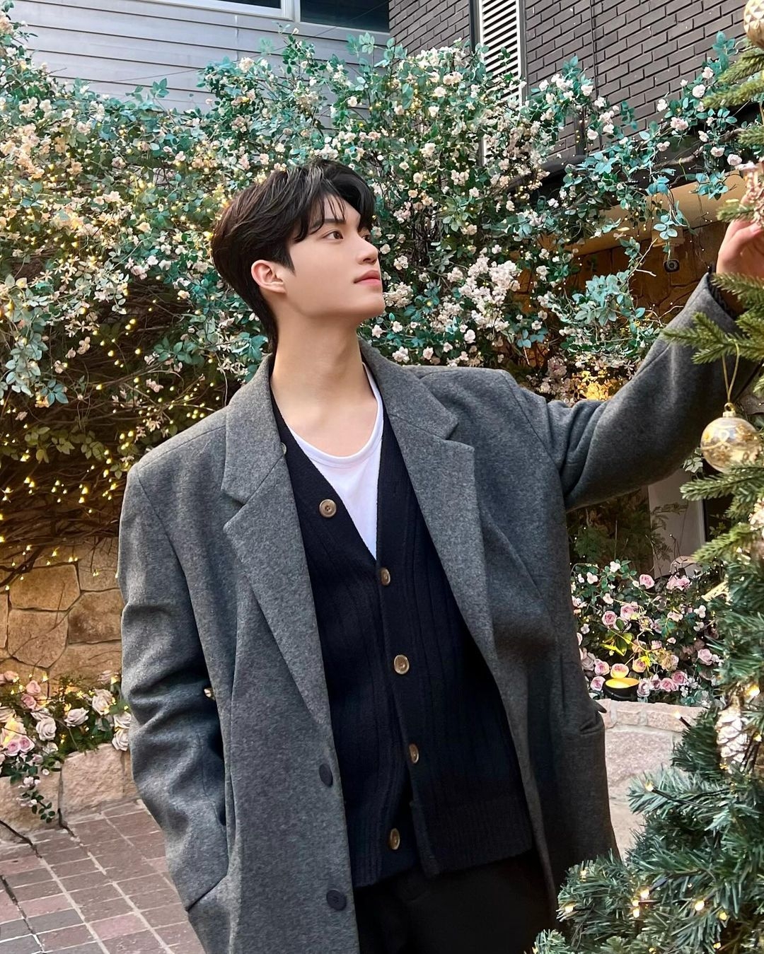 韓國男模吳在亨身形高挑