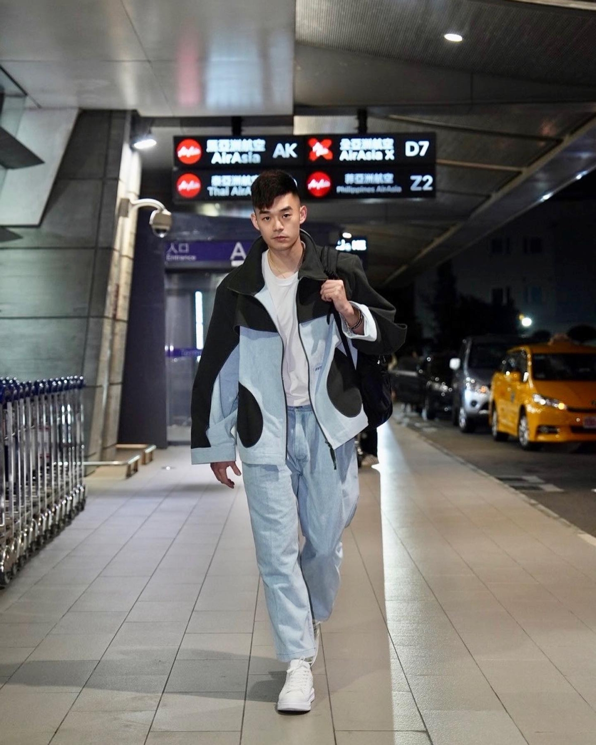 王齊麟機場時尚穿上OFF DUTY
