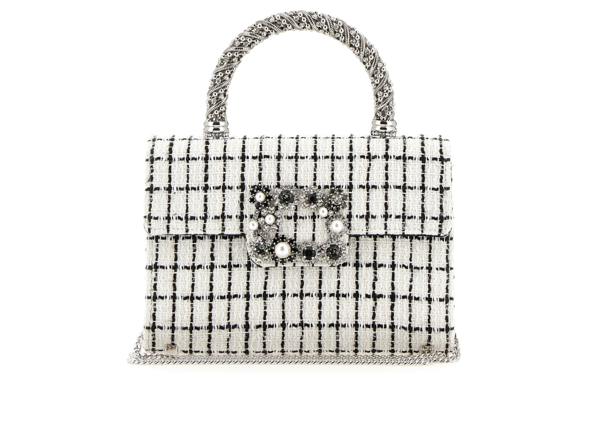Roger Vivier 黑白格紋花呢珍珠花鑽晚宴包，NT$112,000