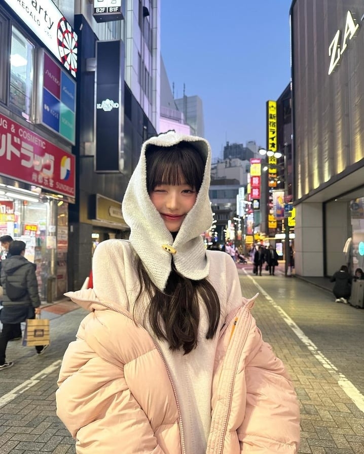 張員瑛現身ZARA 新宿店