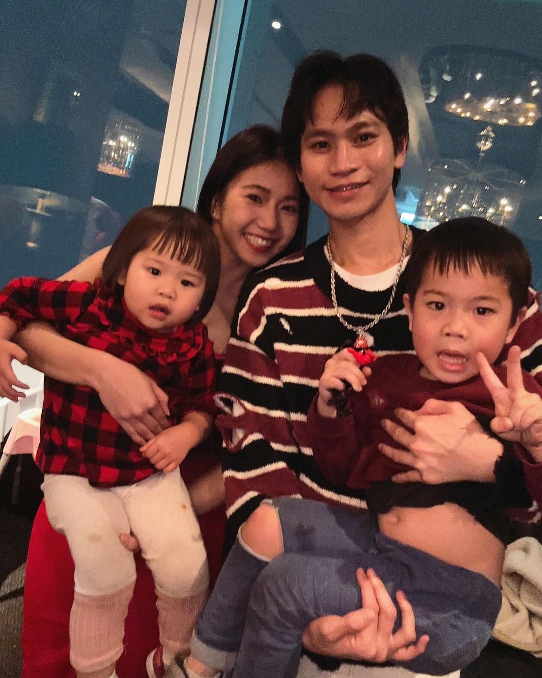 眾量級Andy、家寧情侶頻道超過225萬訂閱