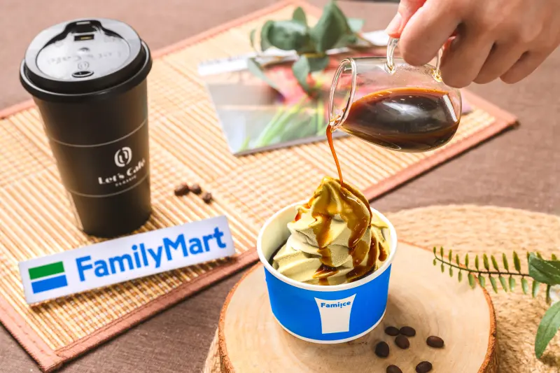 全家 「阿芙佳朵」霜淇淋限定熱賣中。