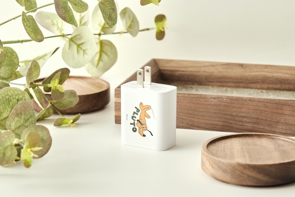 7-11「Mickey & Friends 都市潮流」充電器