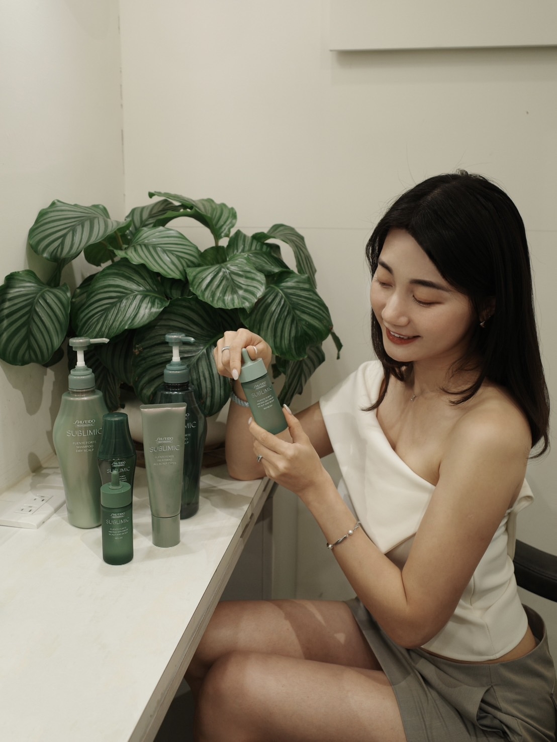 「芯之麗-完美芯髮療程」提供極致頭皮舒療SPA,獨家排毒和香氛按摩手技舒壓頭皮心靈