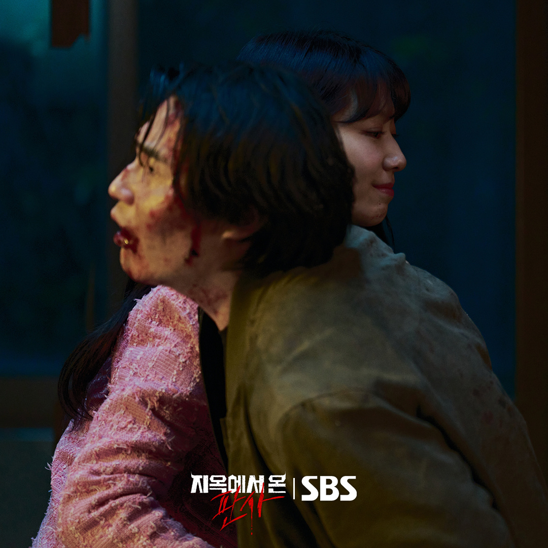 朴信惠黑化暴力場面，收視率暴漲