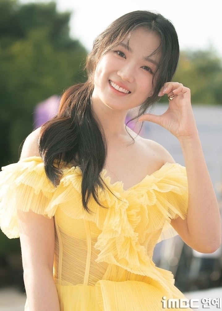 《背著善宰跑》金惠奫筆愛心