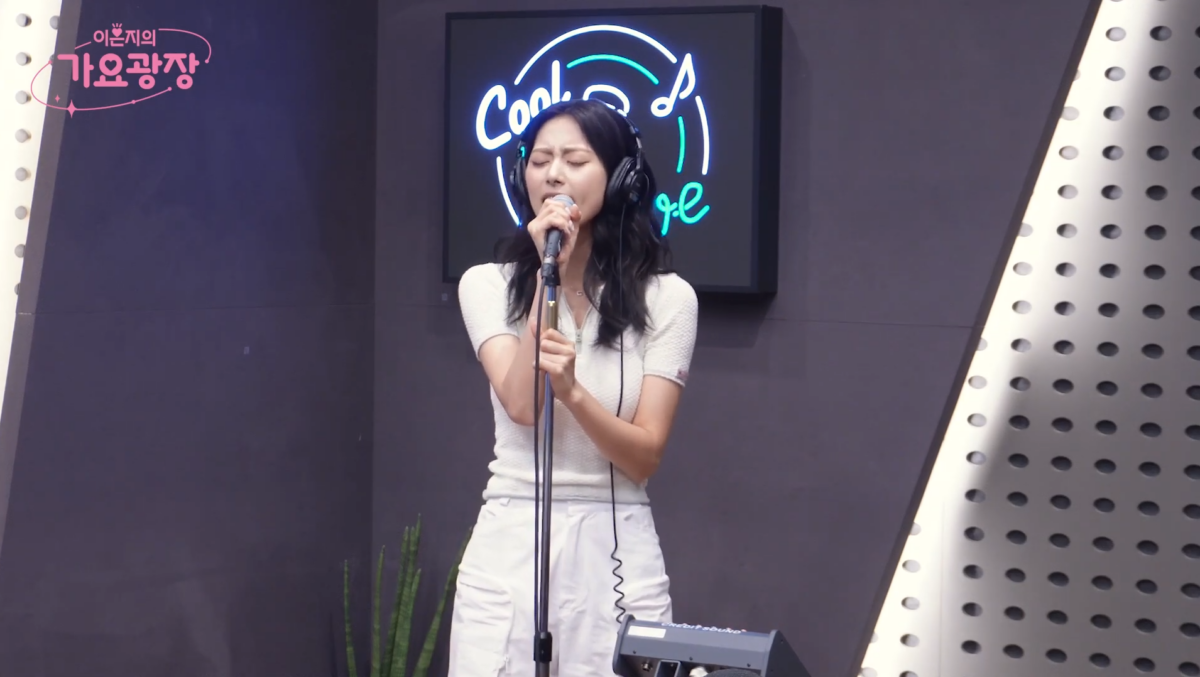 子瑜上KBS CoolFM演唱新歌