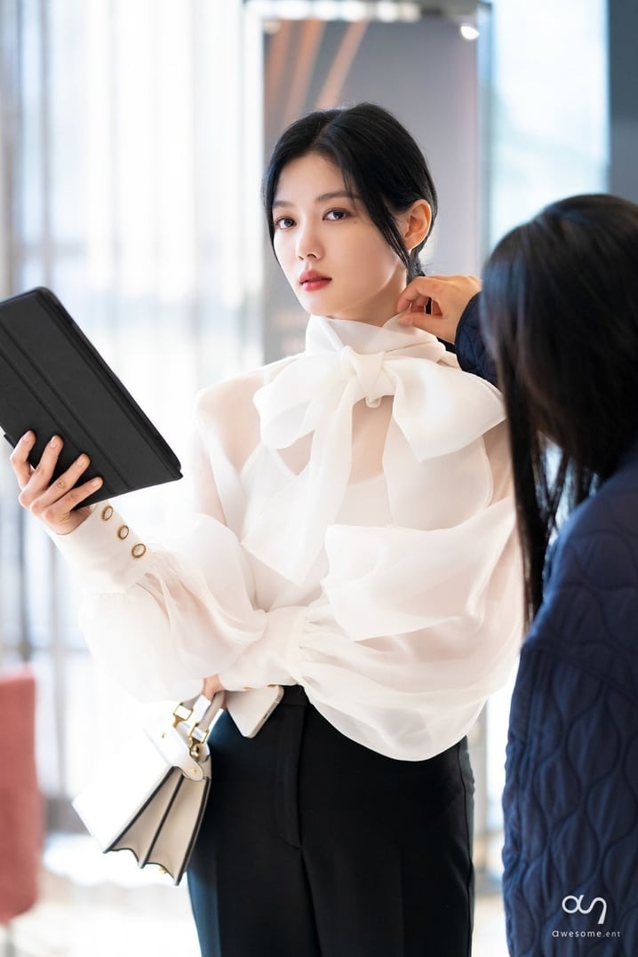 金裕貞《與惡魔有約》