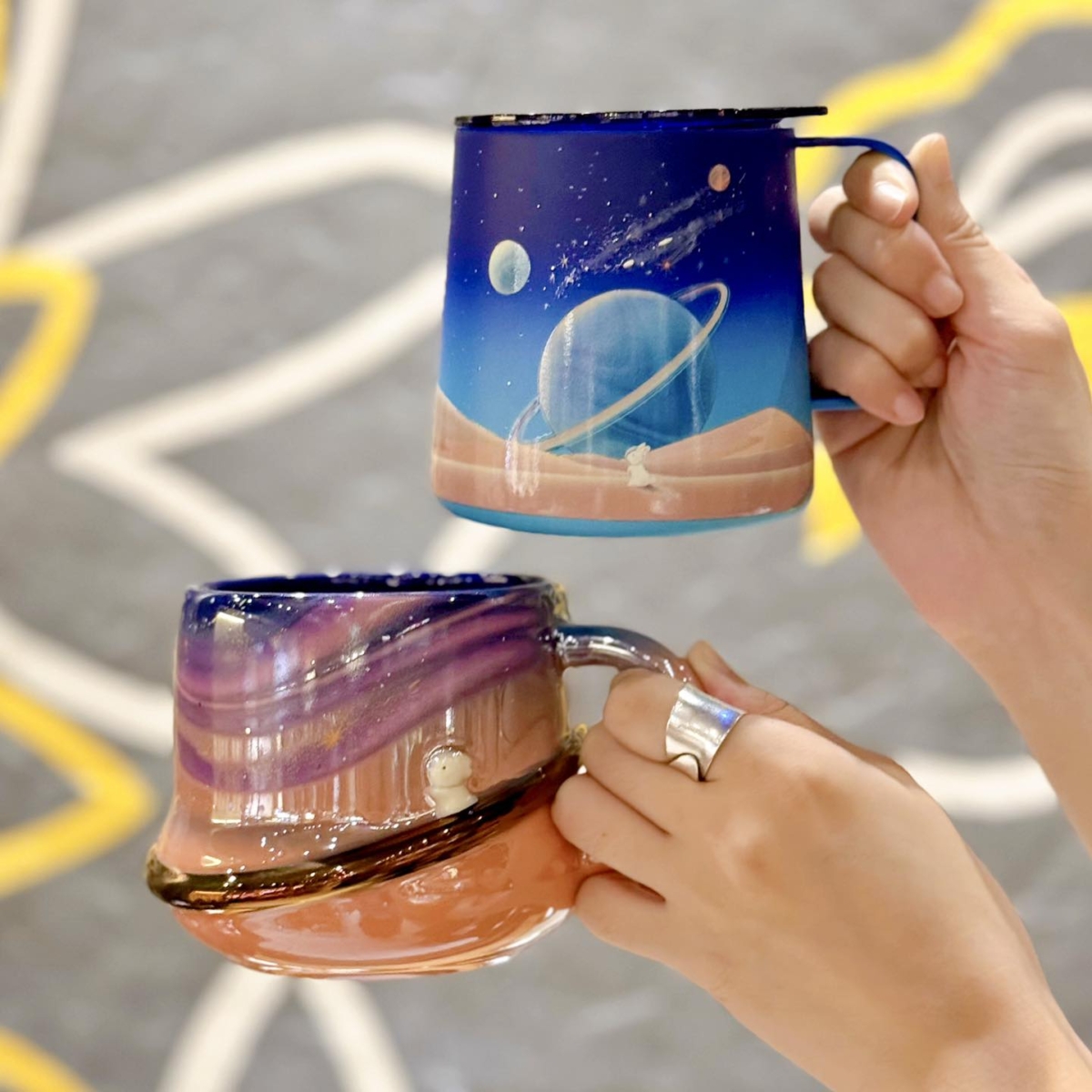 中秋節玉兔成為星巴克杯款主角。