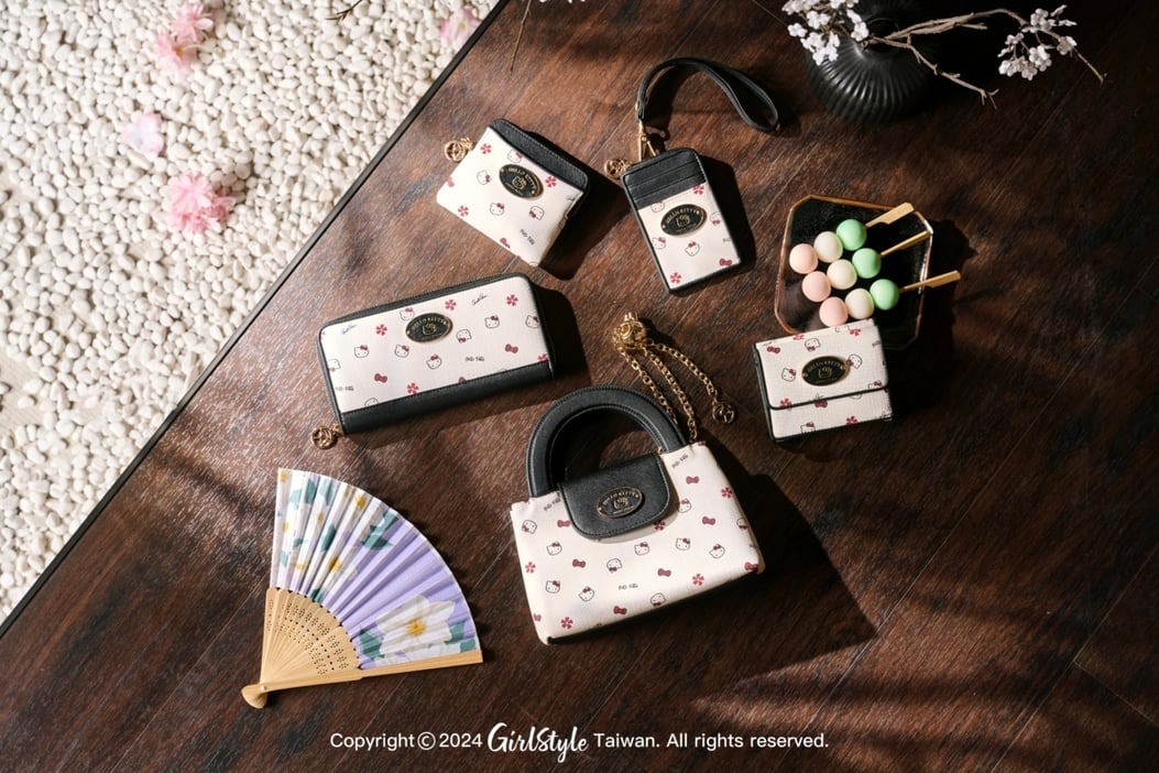 Arnold Palmer 小雨傘包包和Kitty聯名「Cherry Blossom系列」