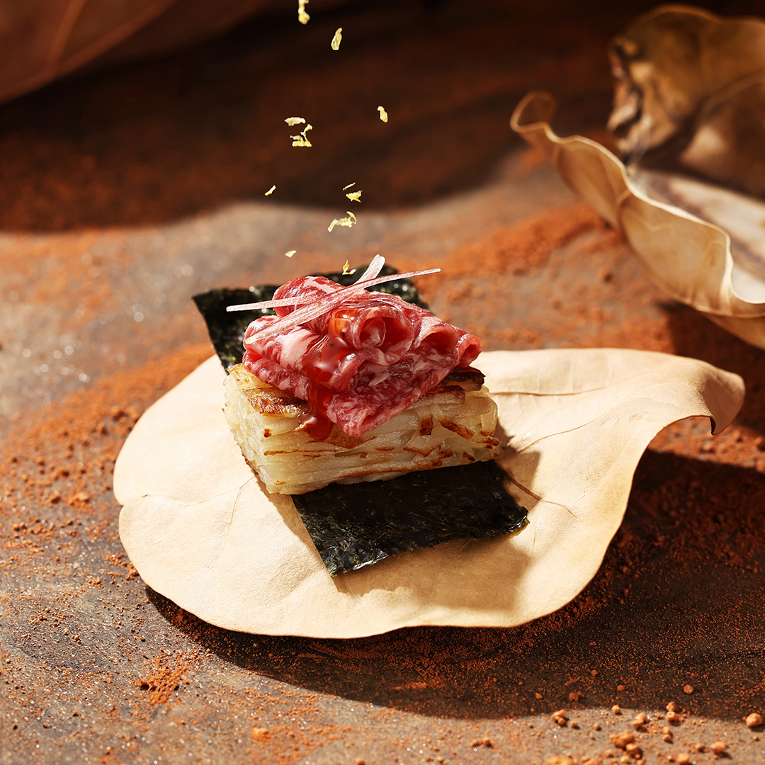 「阪前和牛鐵板燒」炙烤和牛千絲