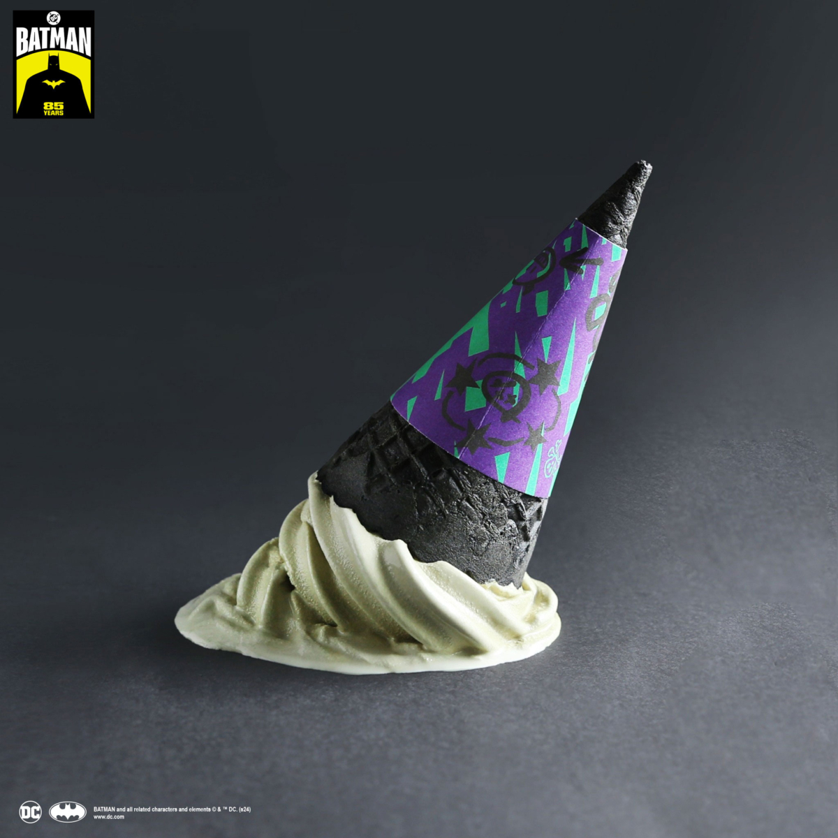 CAFE!N聯名蝙蝠俠「小丑開心果霜淇淋」