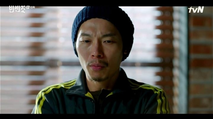 《黑道律師文森佐》前全國體育大賽摔角金牌手