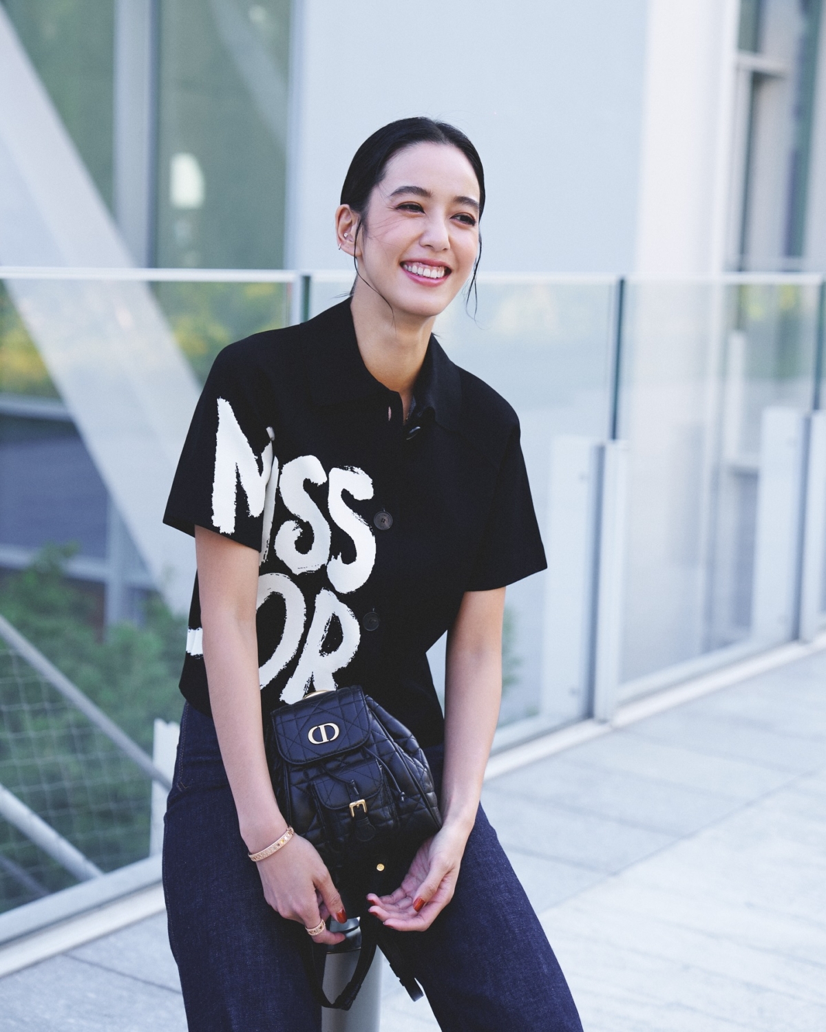 陳庭妮 in Dior Caro Backpack