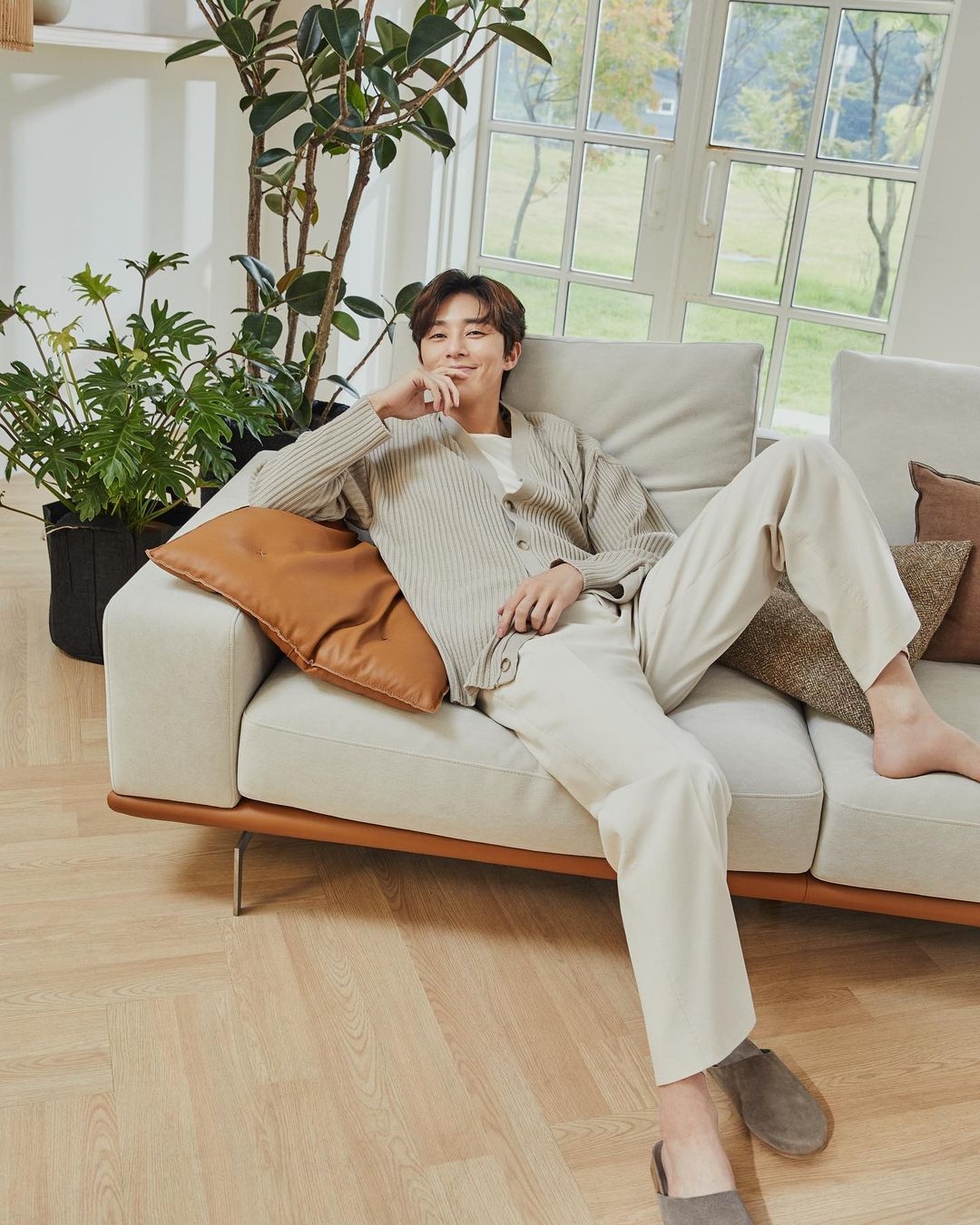 朴敘俊是公認的工作狂