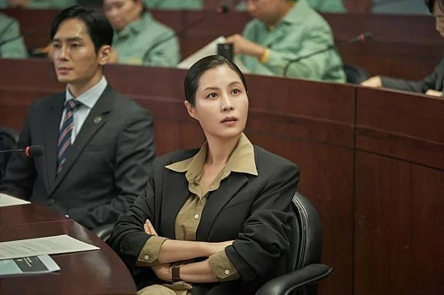 李秀卿 (文素利 飾)