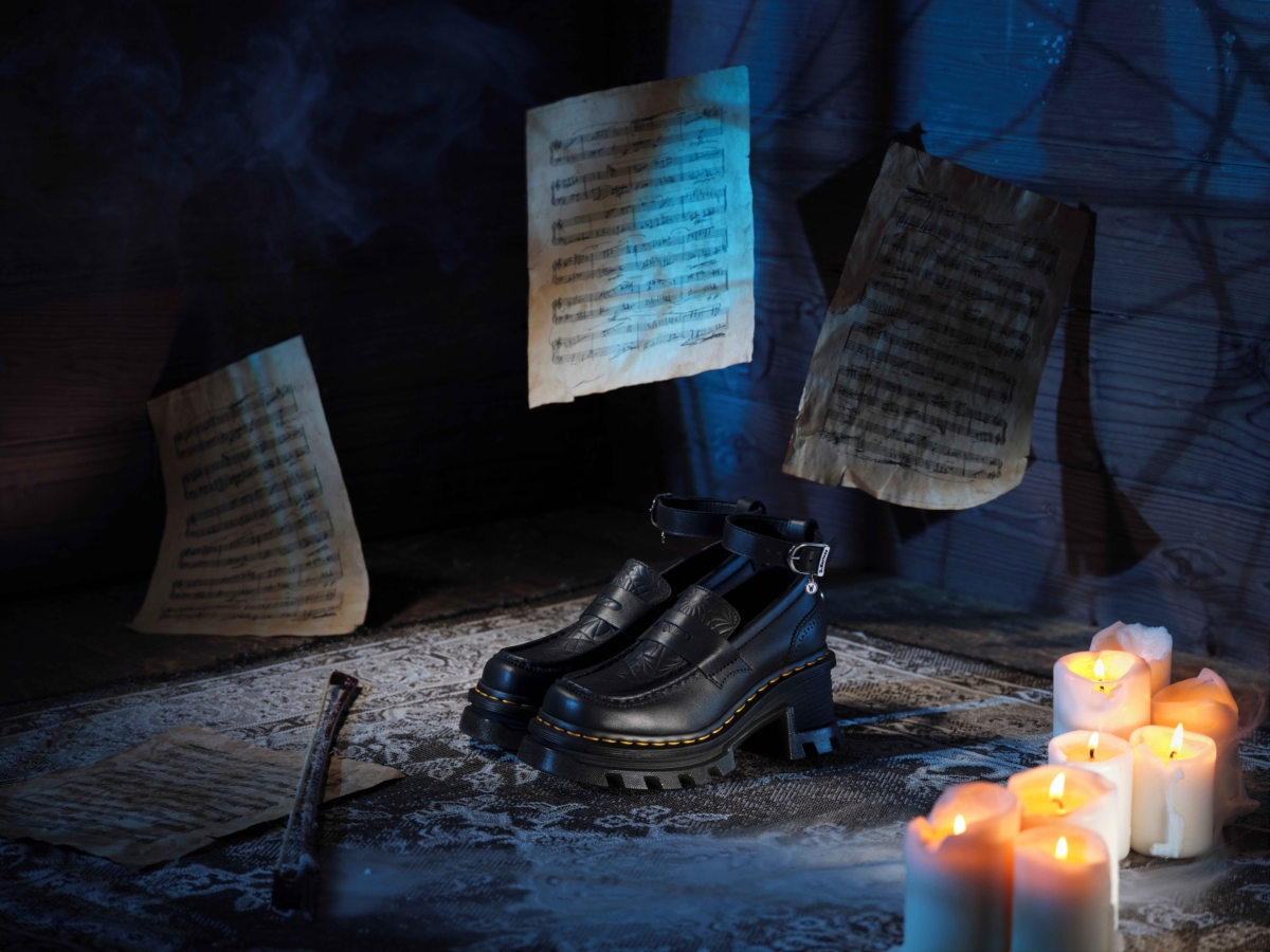 年度最詭譎聯名！Dr. Martens X Wednesday聯乘系列登場！