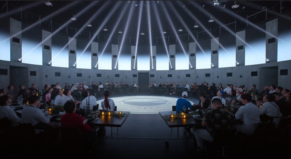 《黑白大廚》從燈光布景到舞台效果都是質感滿分。