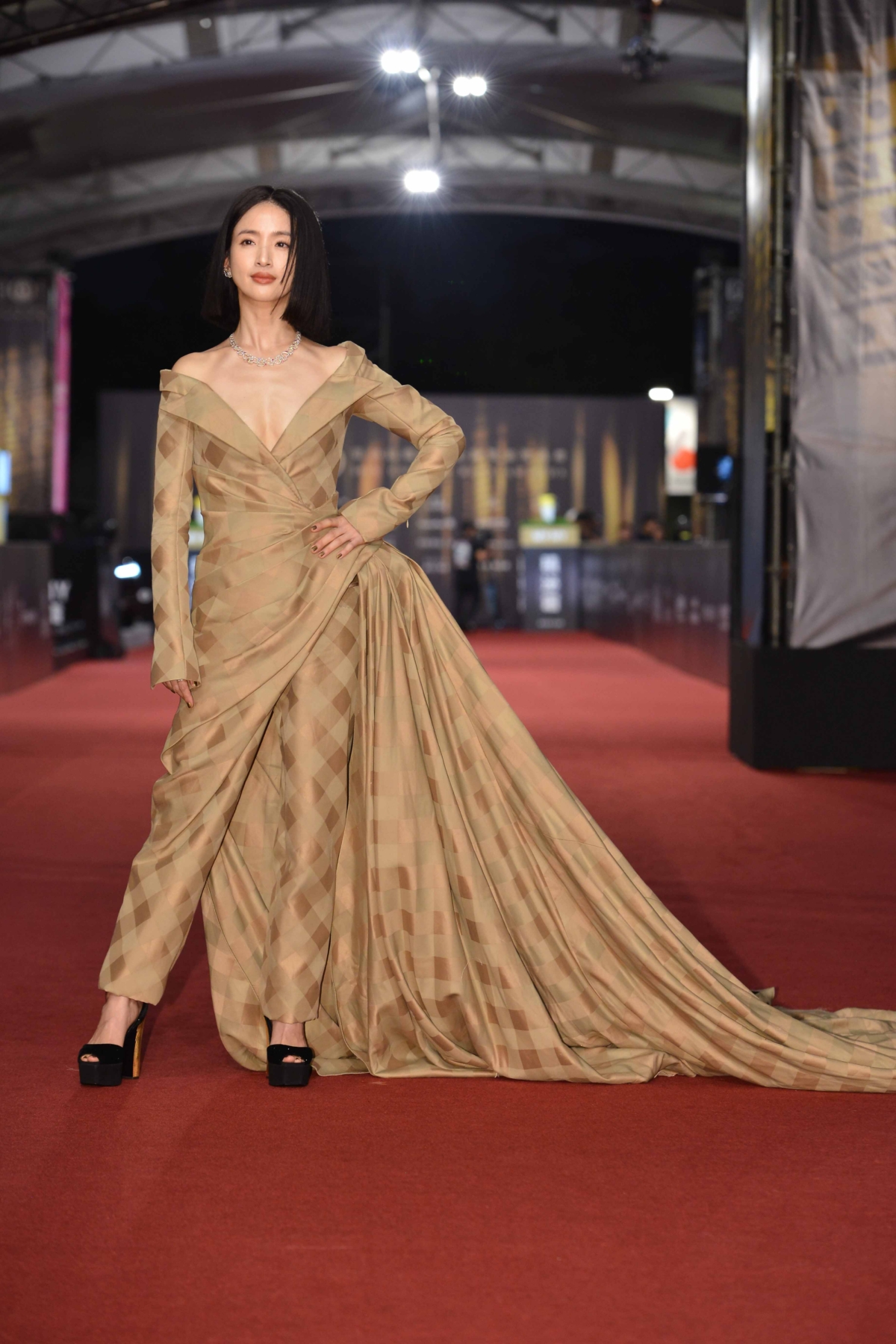 《不夠善良的我們》林依晨