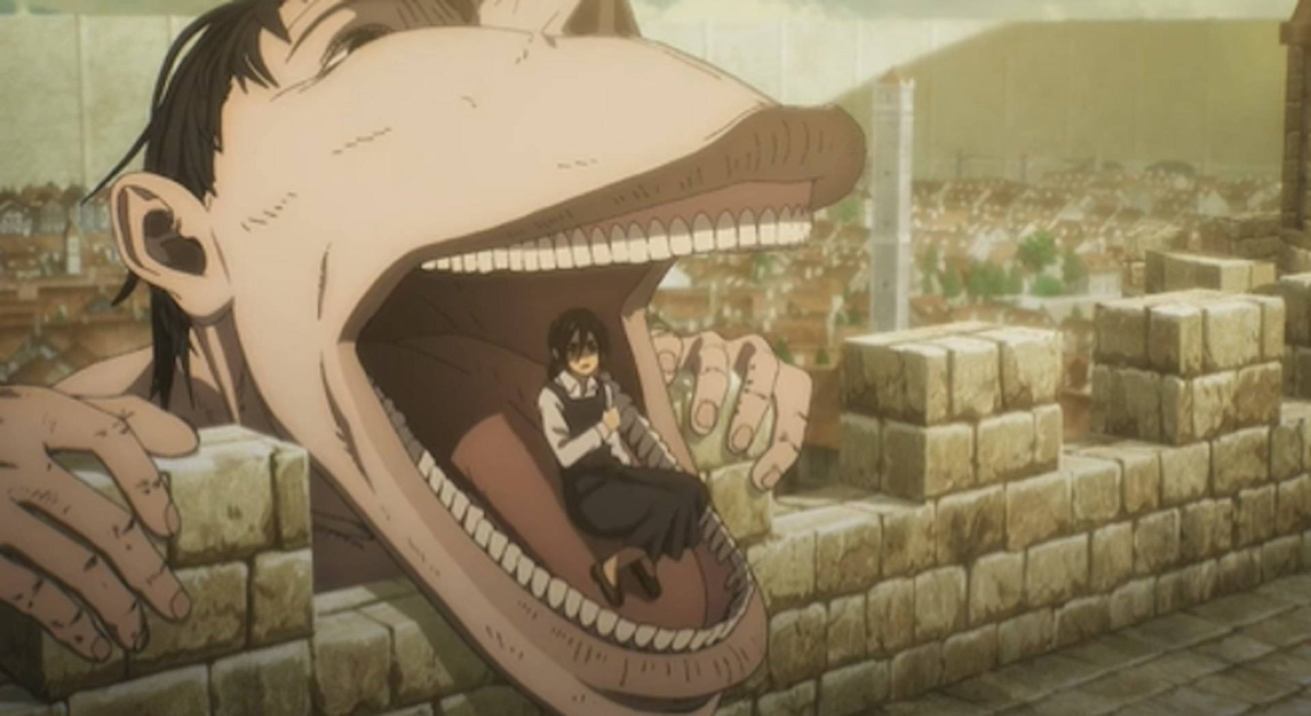 《進擊的巨人》皮克將人含在嘴巴裡