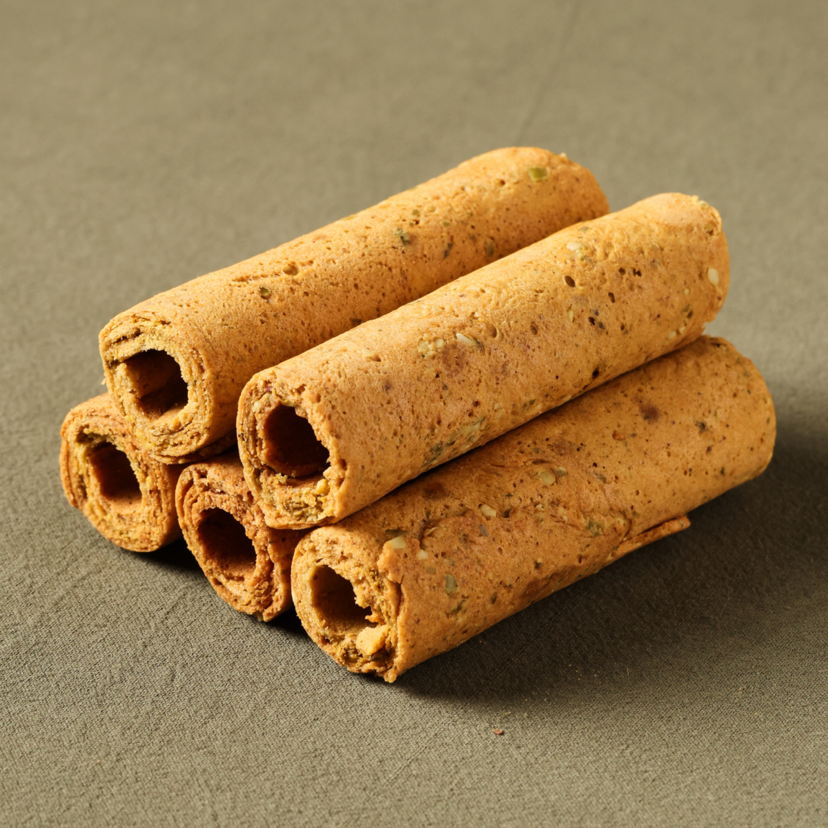 海邊走走採用新鮮飽滿的開⼼果為原料