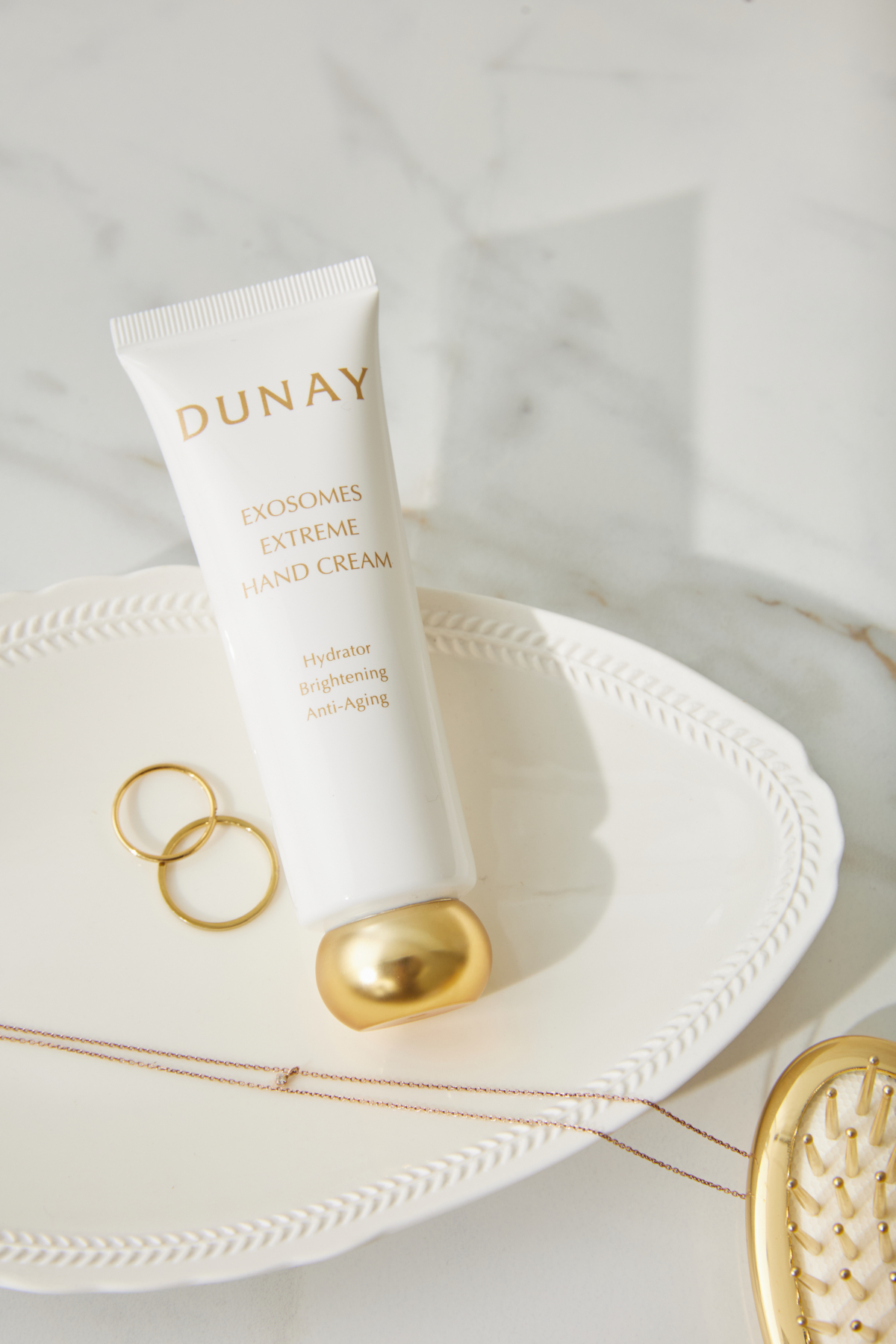 Dunay Exoso-Metic 晶凝⽔光護手霜 35ML,NT$580