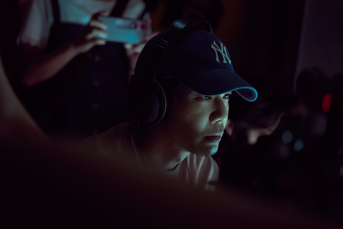 薛仕凌飾演《影后》導演