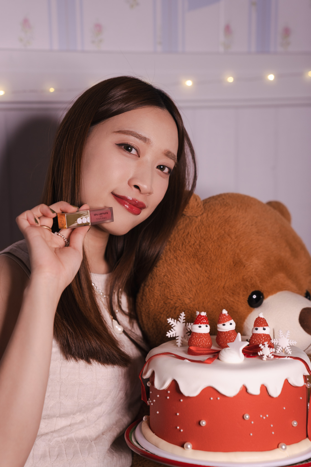 植村秀 無色限水光嫩唇露(珠光嫩粉)，NT$1,280