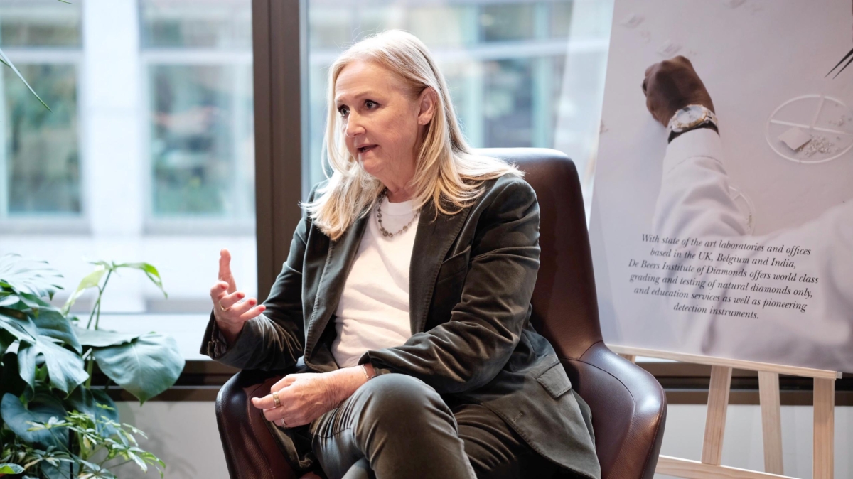 鑽石研究機構教育培訓主管 Jodine Bolden