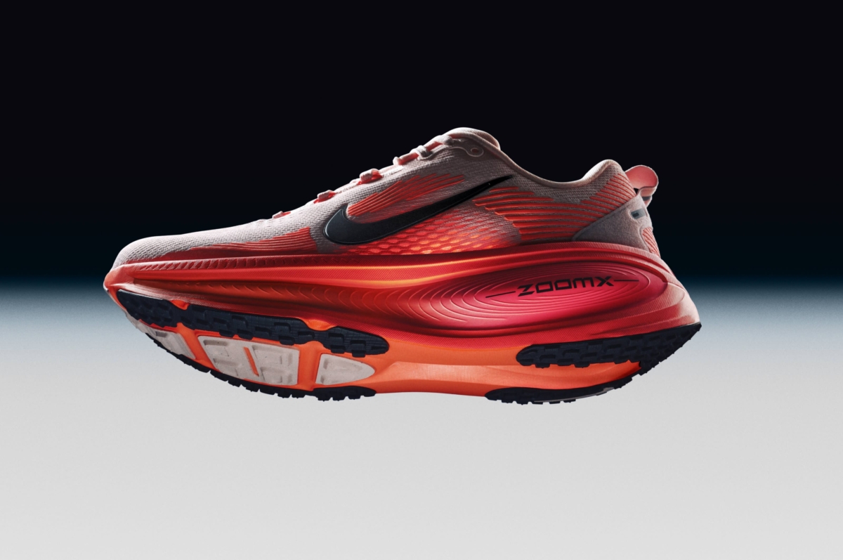 NIKE Vomero 18