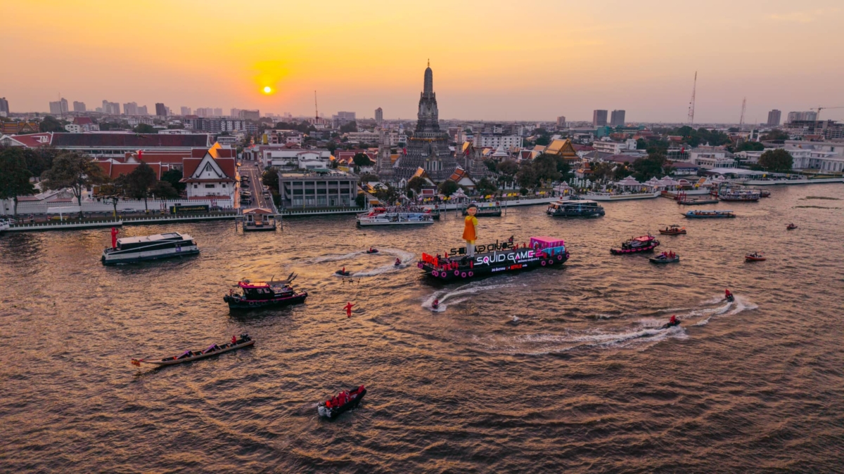 泰國《魷魚遊戲2》英熙娃娃遊河場面壯觀