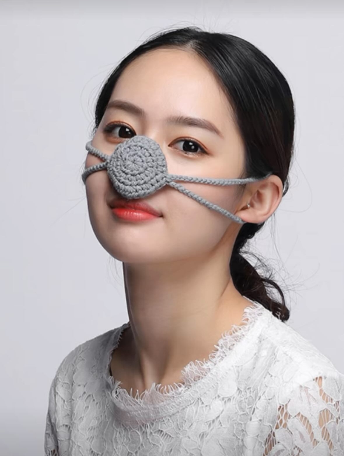 給鼻子戴的毛衣