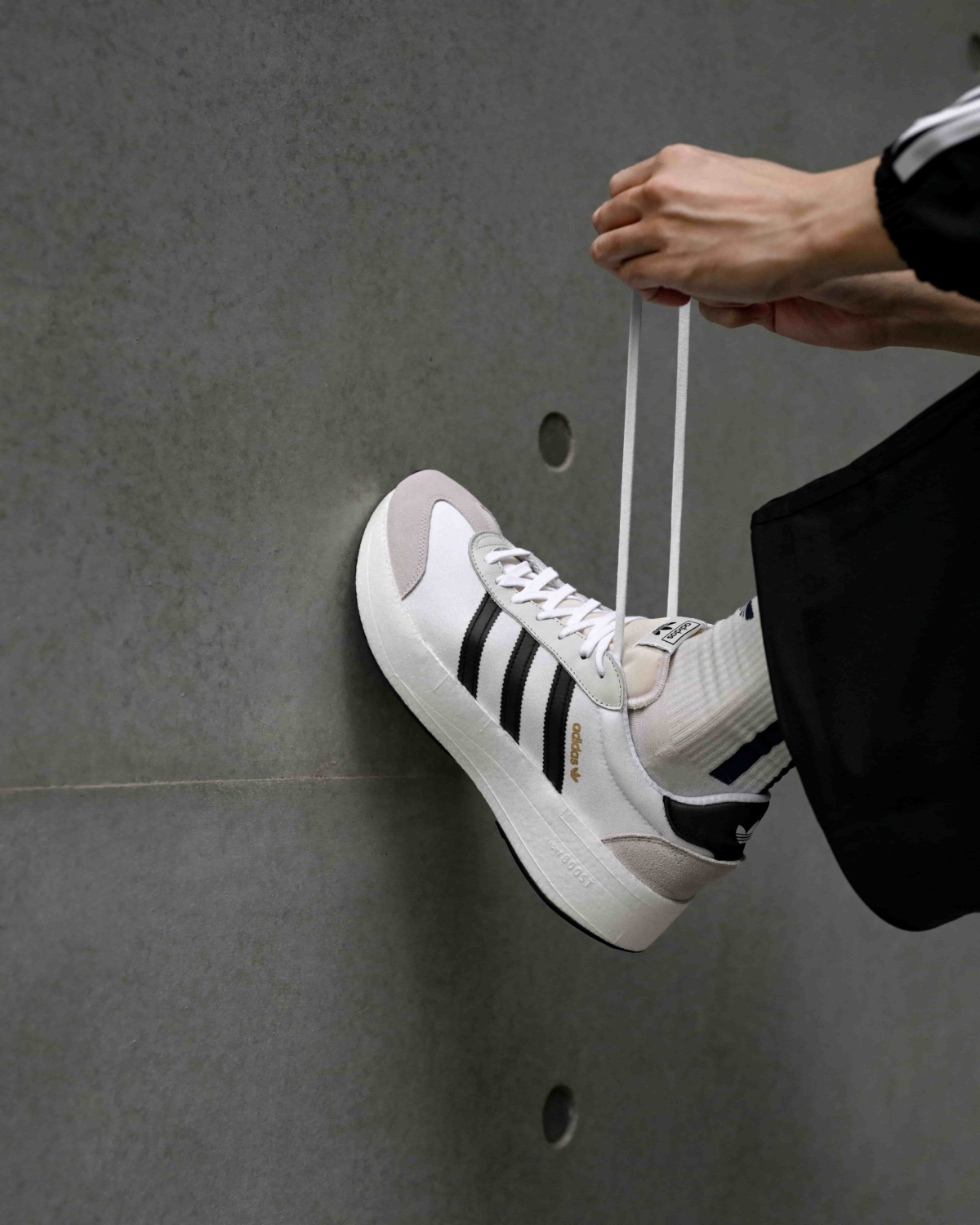 CITY RNR以簡約至上、日常舒適為設計核心，重新詮釋經典復古輪廓