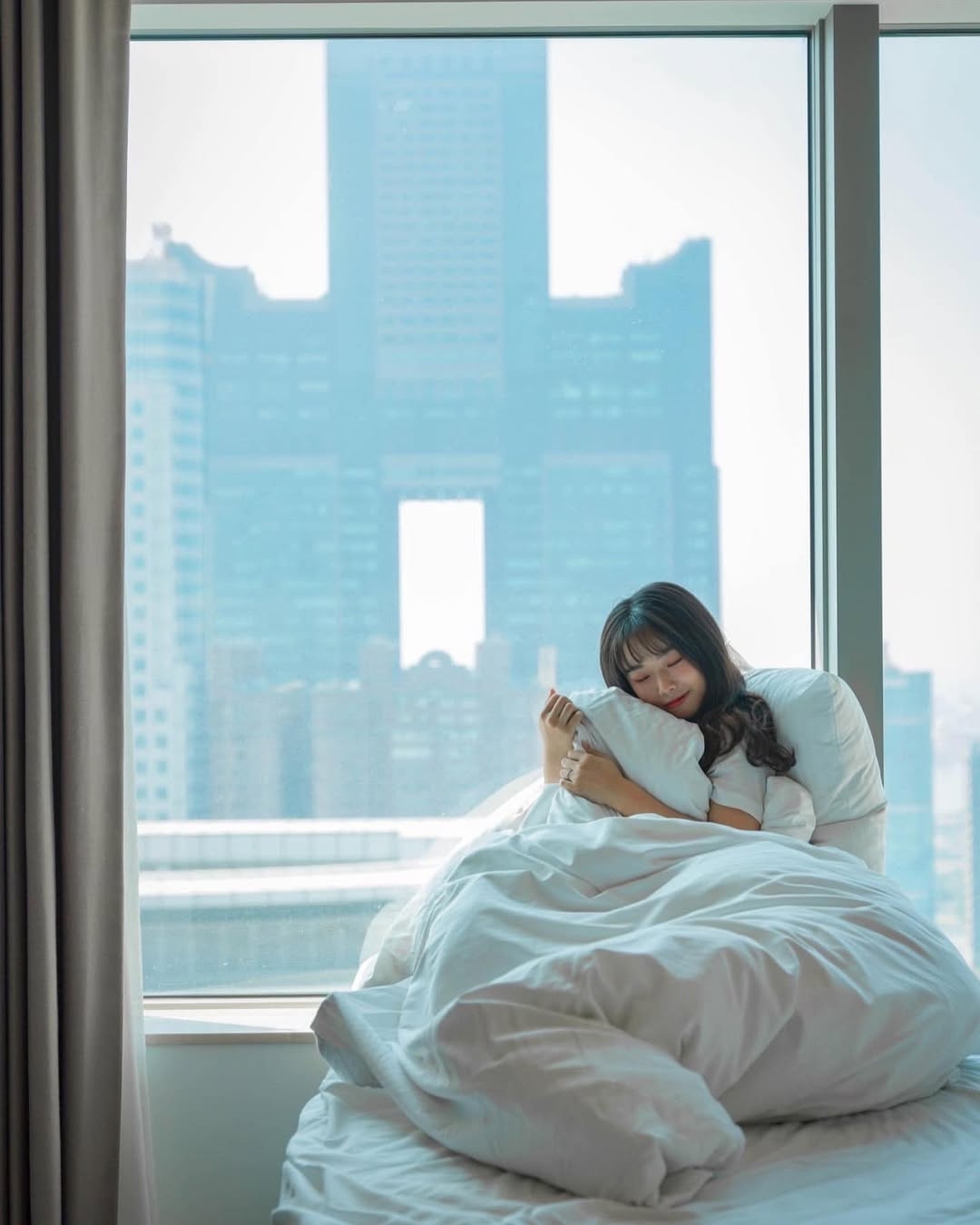 放假出遊偶爾貪睡片刻，放鬆一下吧。