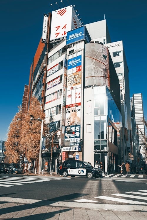 趕飛機時非常適合叫車