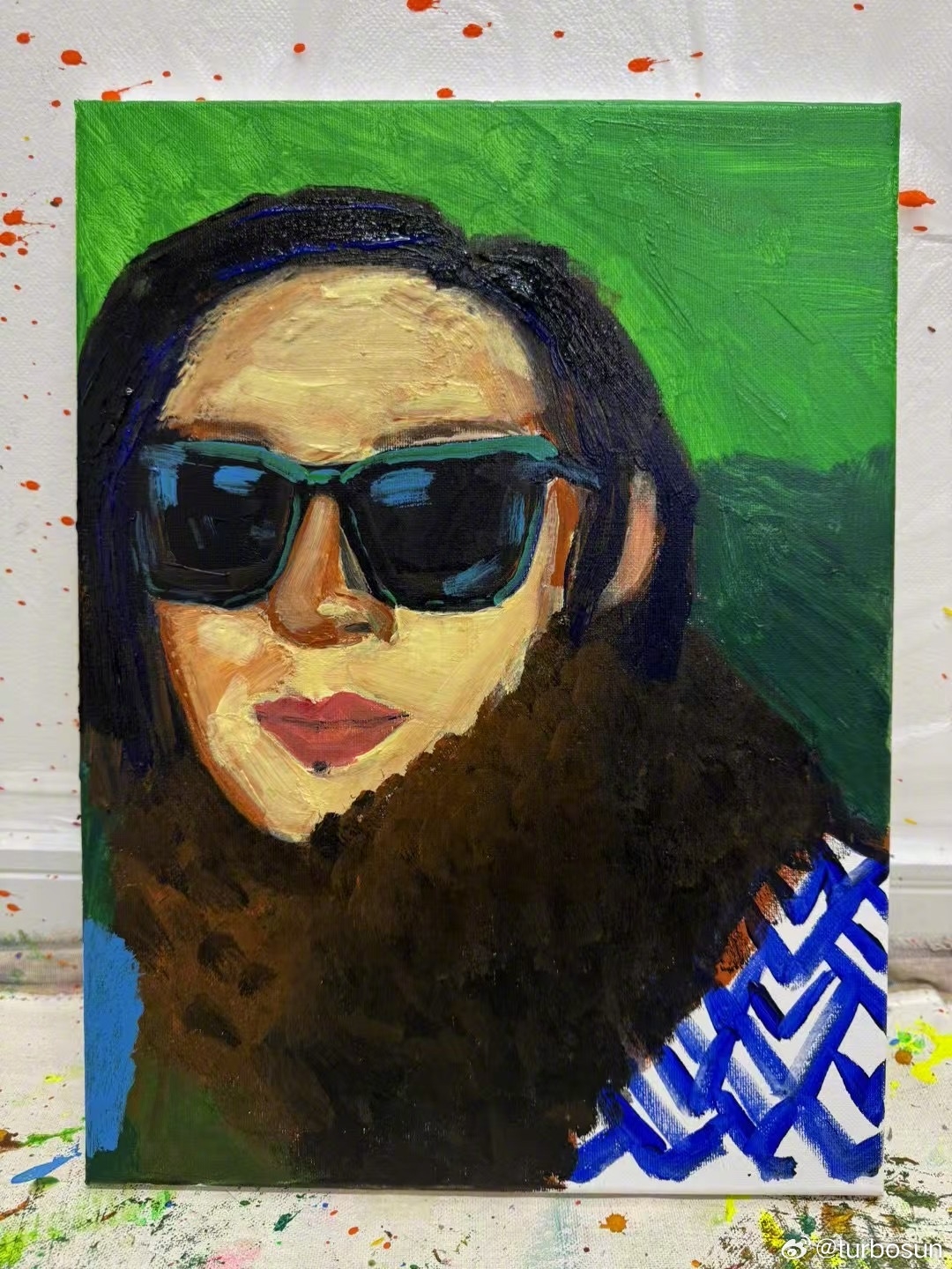 孫儷巧手完成自畫像，將自己的神韻、氣質融入畫中。