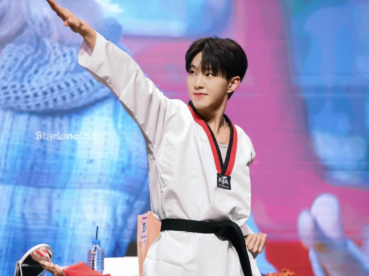 Hoshi擅長跆拳道，︀身手俐落帥氣。