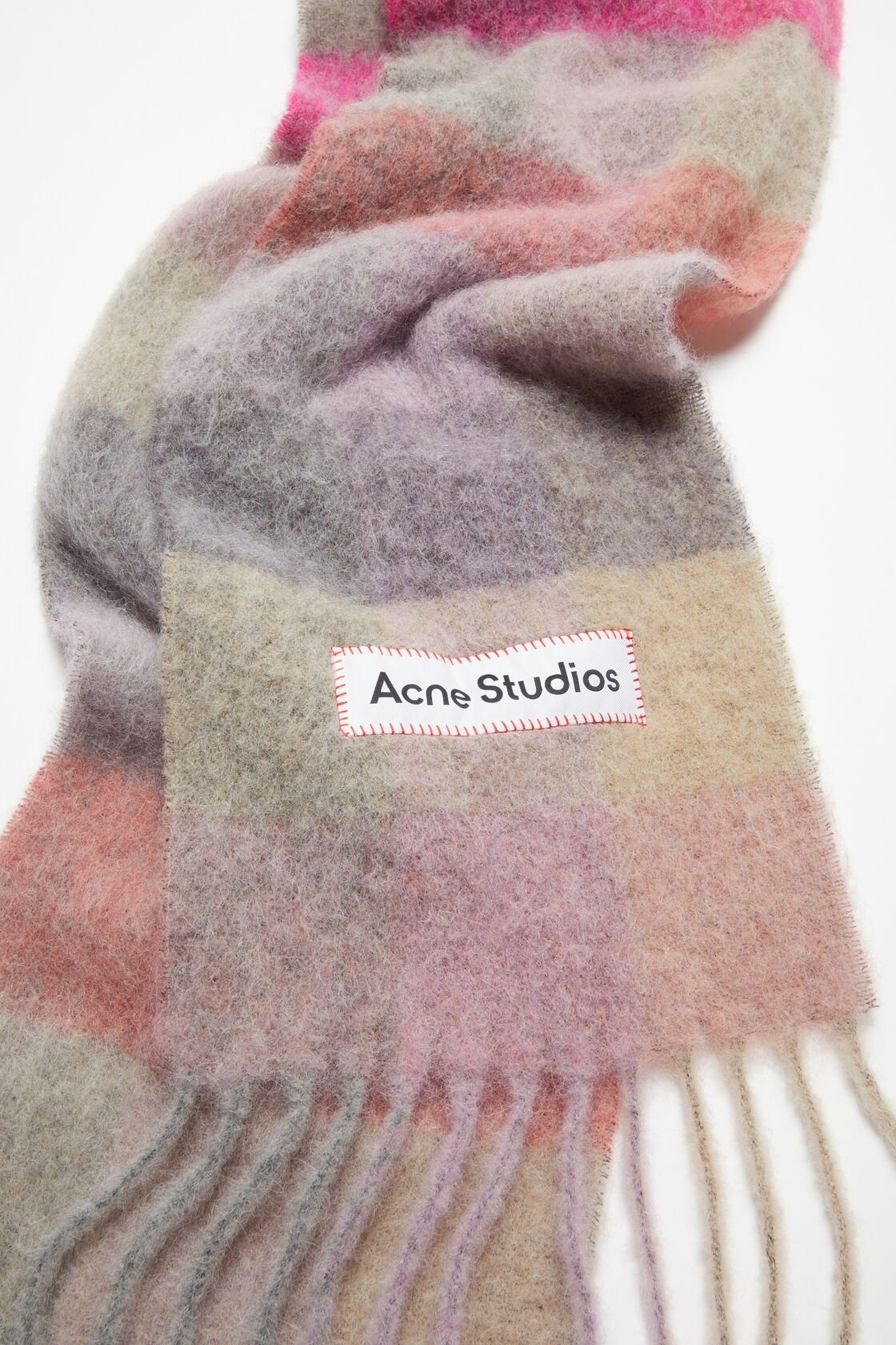 Acne Studios Mohair checked scarf，NT$11,900