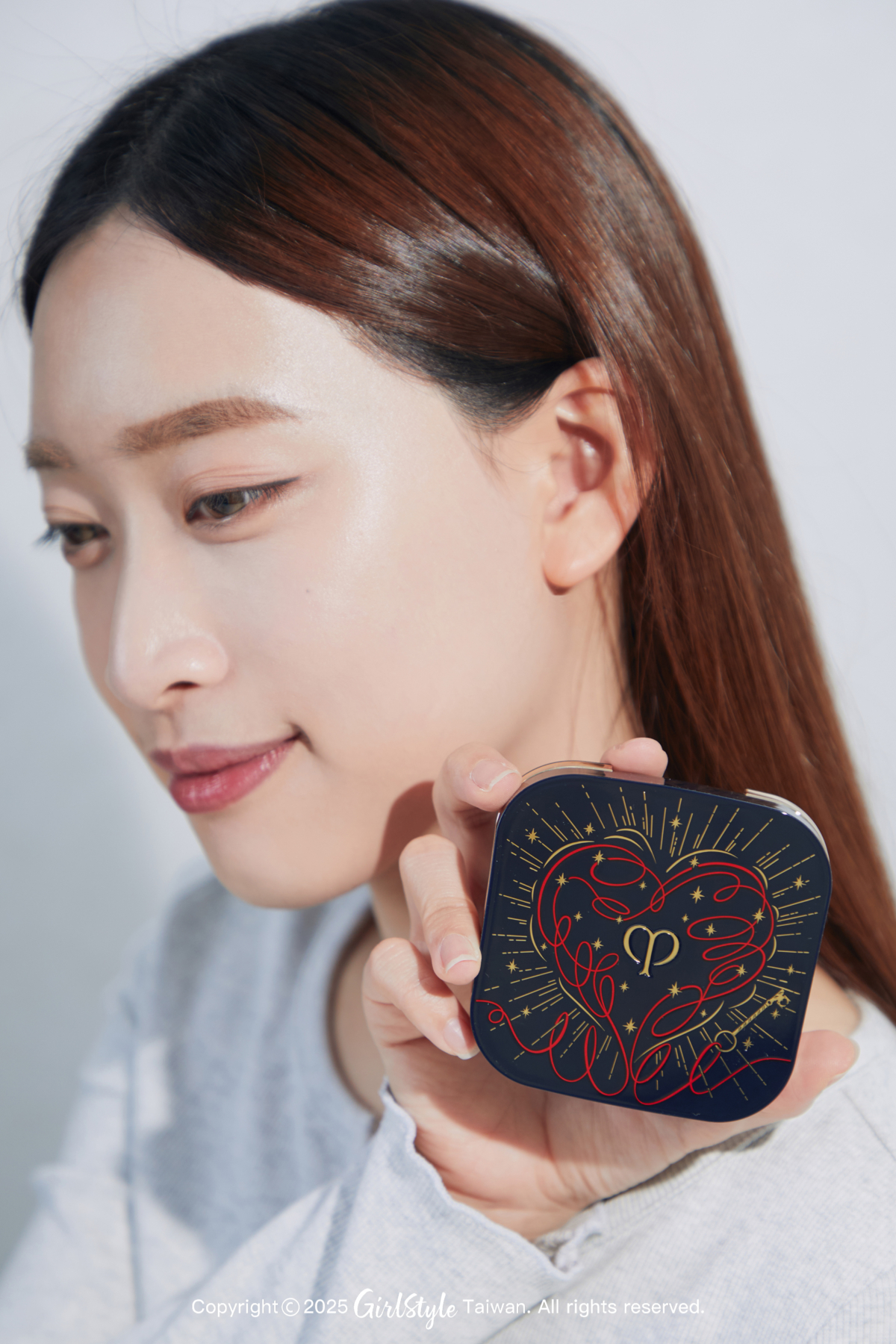 肌膚之鑰  無限之愛限量系列 水潤光采氣墊粉霜  15g，NT$3,300