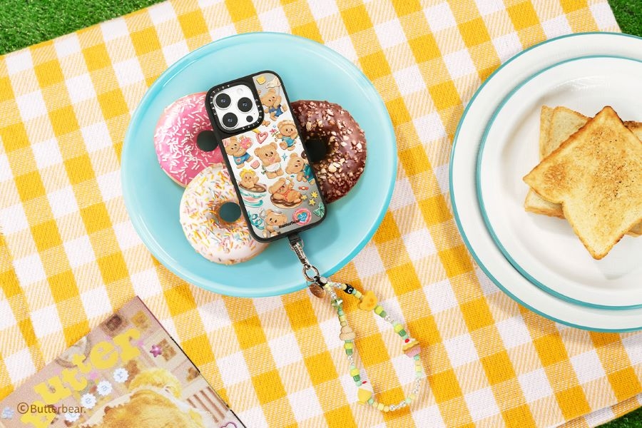 本次特別推出以春季彩色串珠及甜點元素組成的奶油小熊手機吊飾