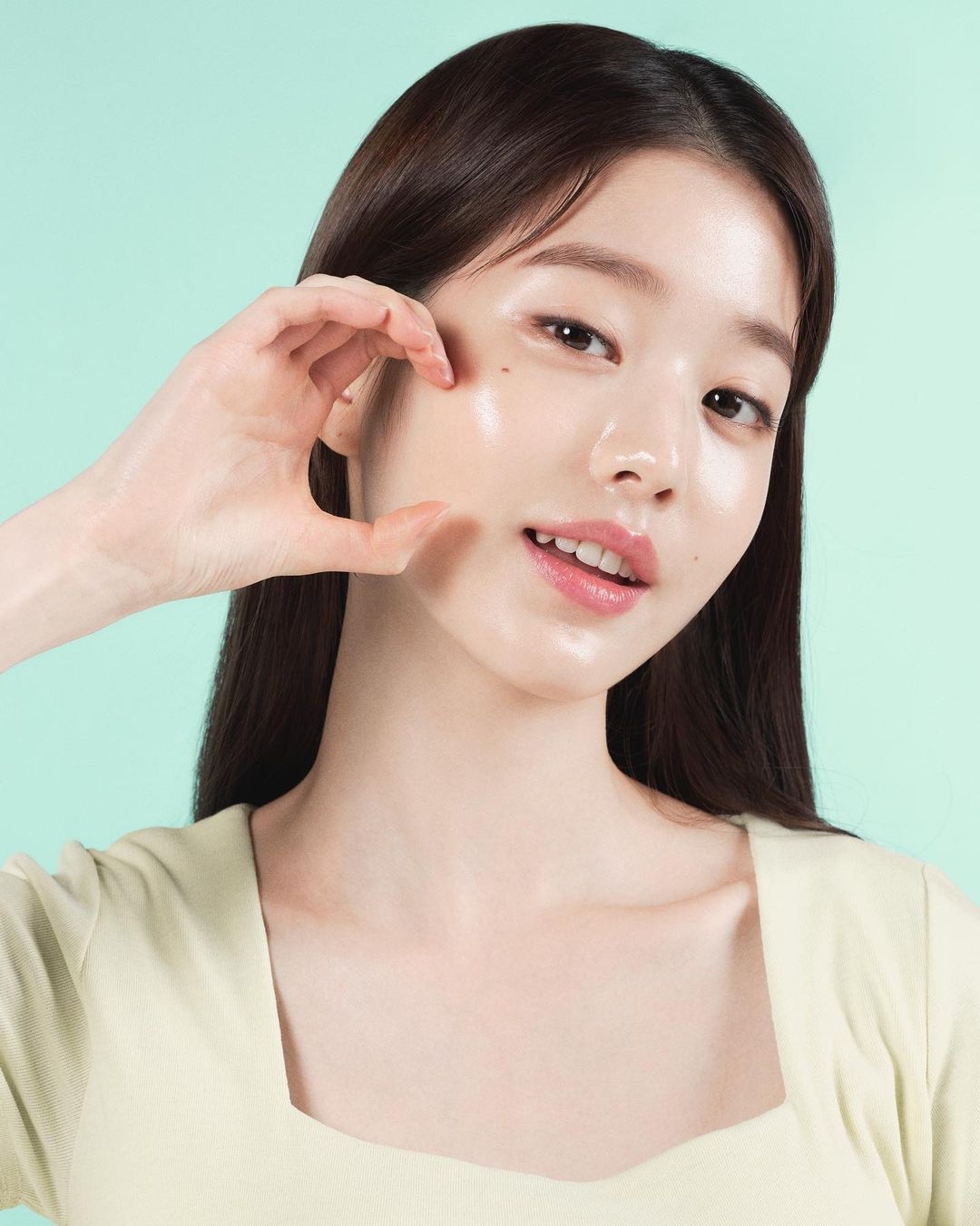 提亮膚色，點亮透白光感肌