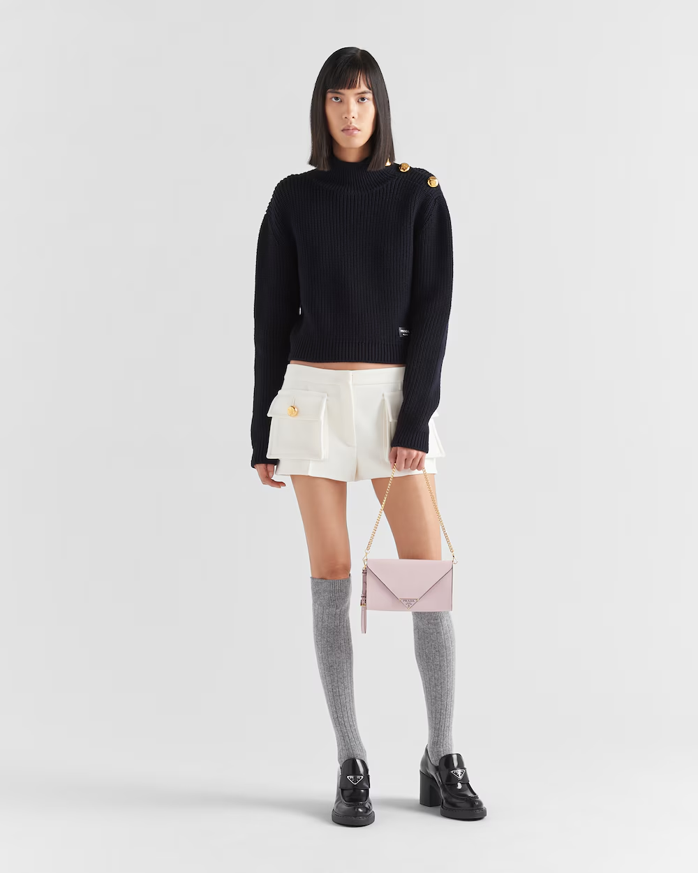 Prada Saffiano皮革萬用包，價格未定