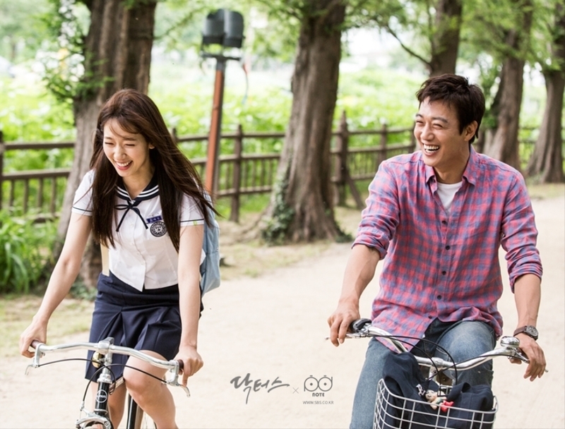 《Doctors》讓朴信惠再度收穫粉絲們的熱烈支持。