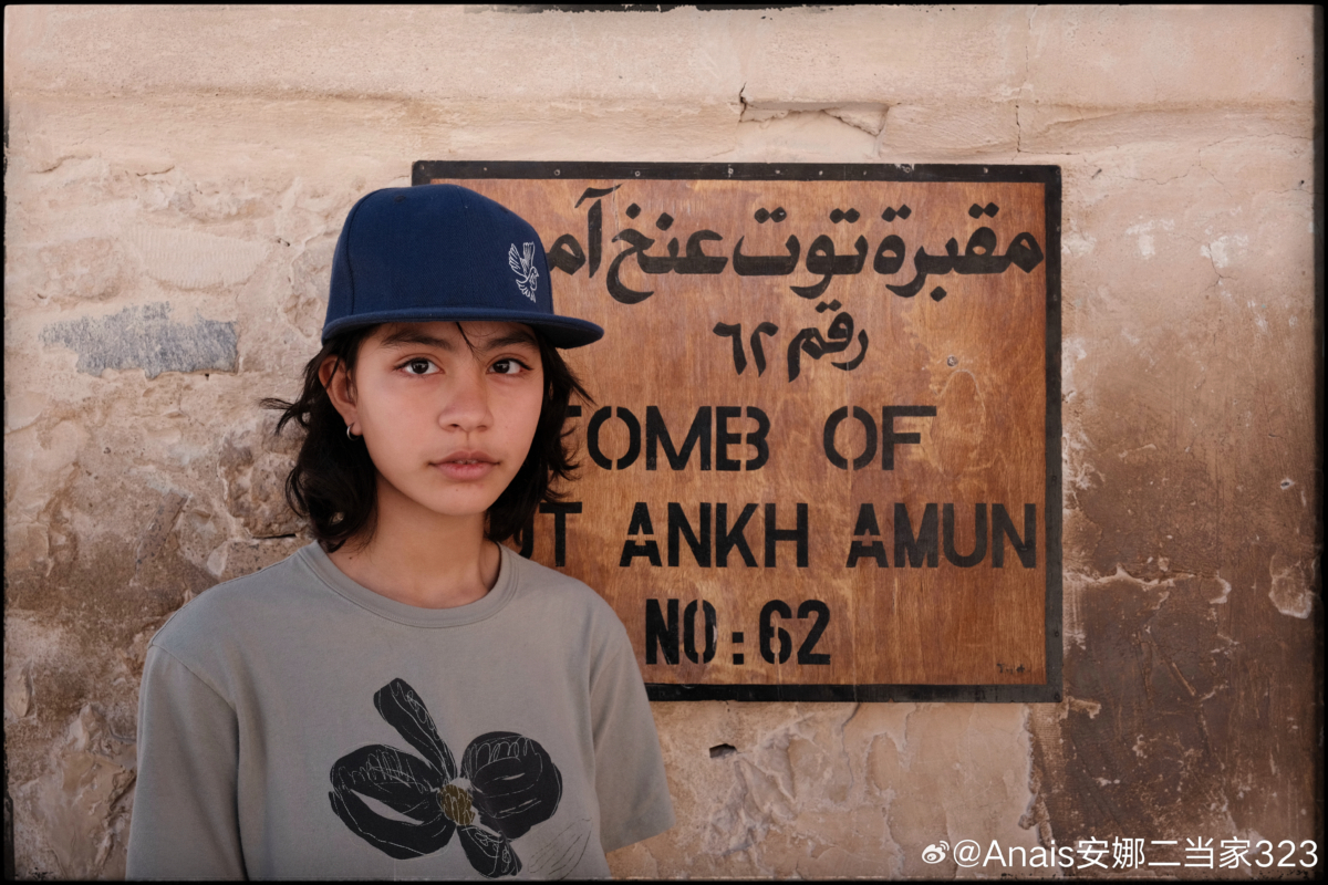 13歲的「霓娜」五官立體深邃，外型亮麗。