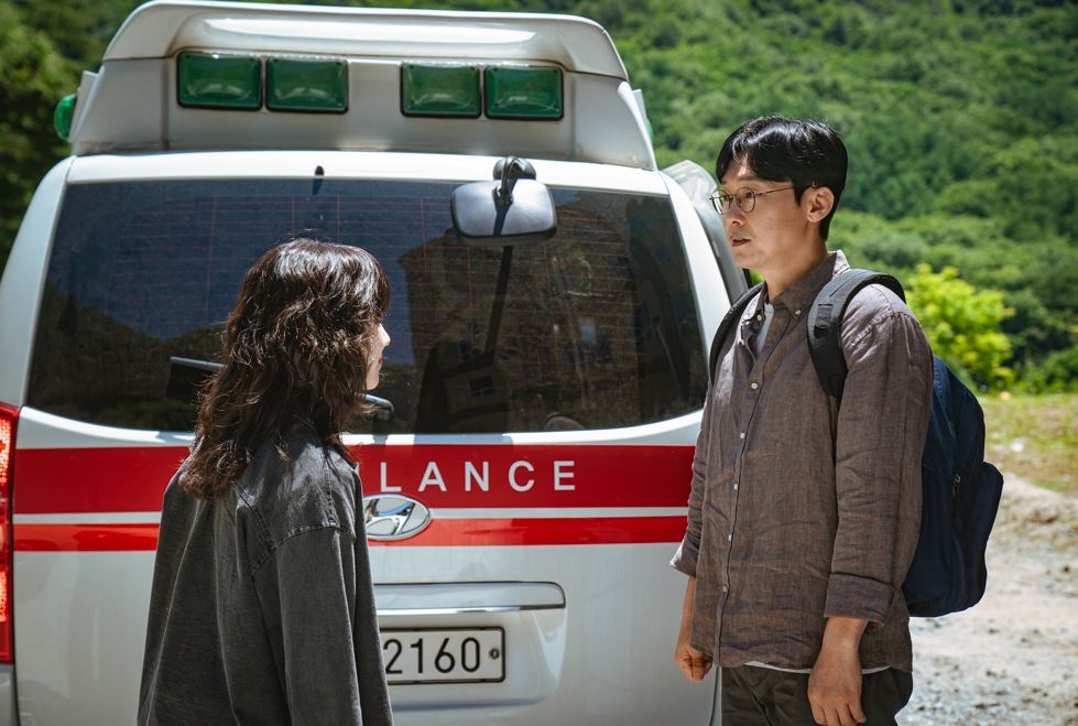 朴丙垠在《狂醫魔徒》飾演麻醉科醫生「韓賢浩」。