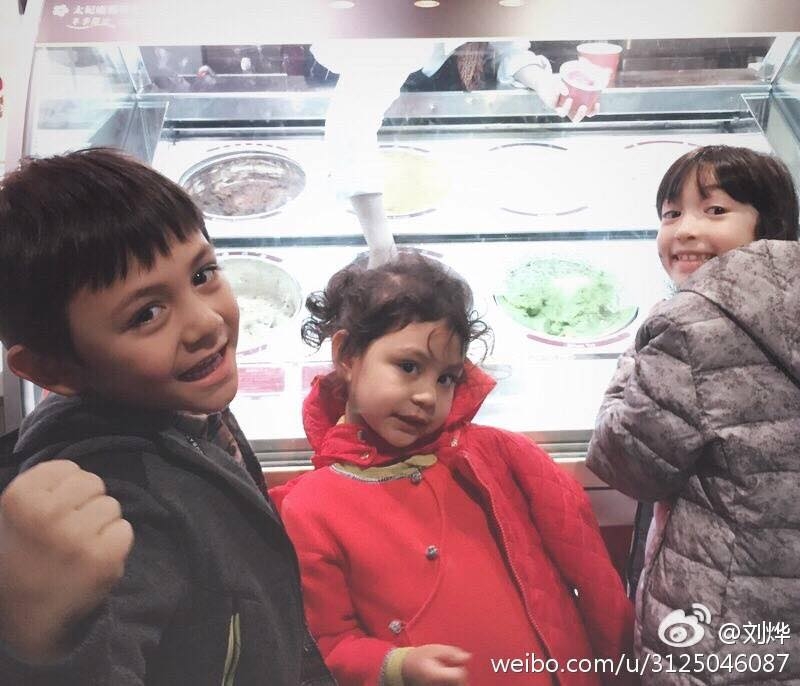 《爸爸去哪兒》「諾一」、「霓娜」小時候稚嫩可愛，與「夏天」都是混血萌娃。