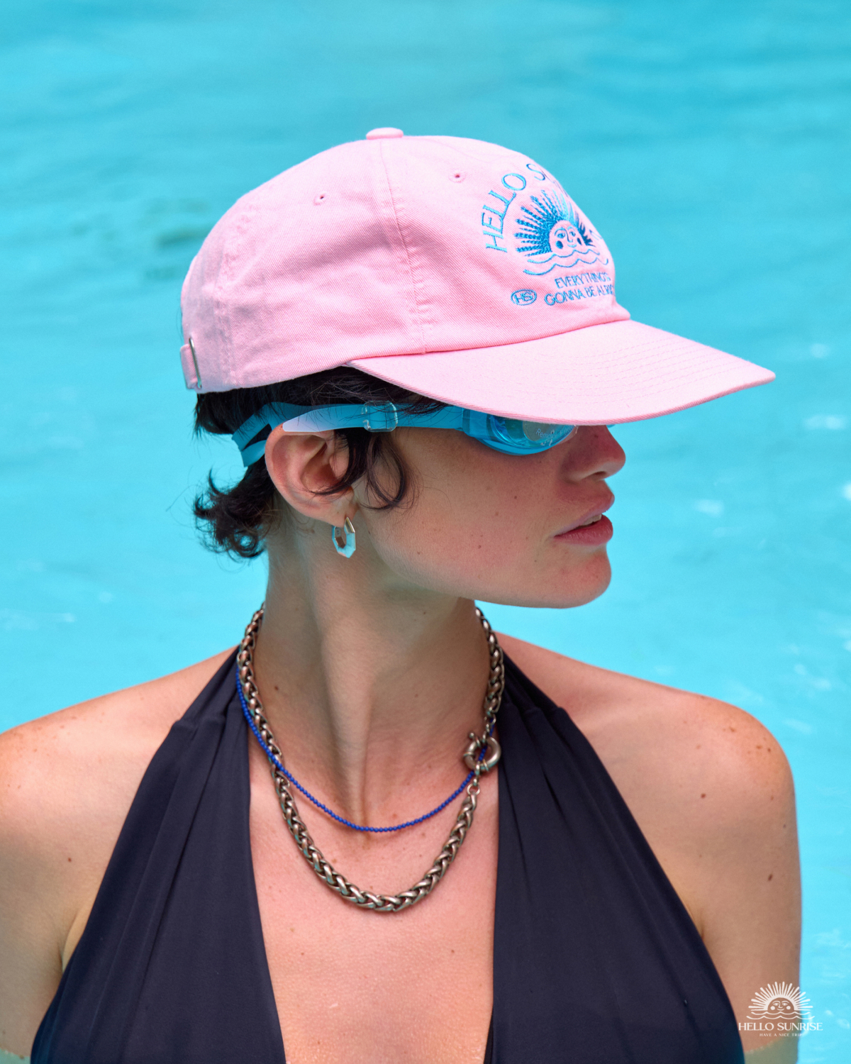 Hello Sunrise水洗刺繡帽款，NT$1,580