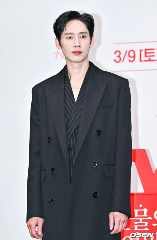 ：目前有比朴成焄優先考慮的演員。我們正在等待最終答覆