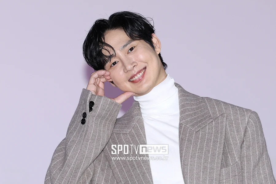 朴成焄沉寂3個月傳有望和韓志旼出演浪漫喜劇