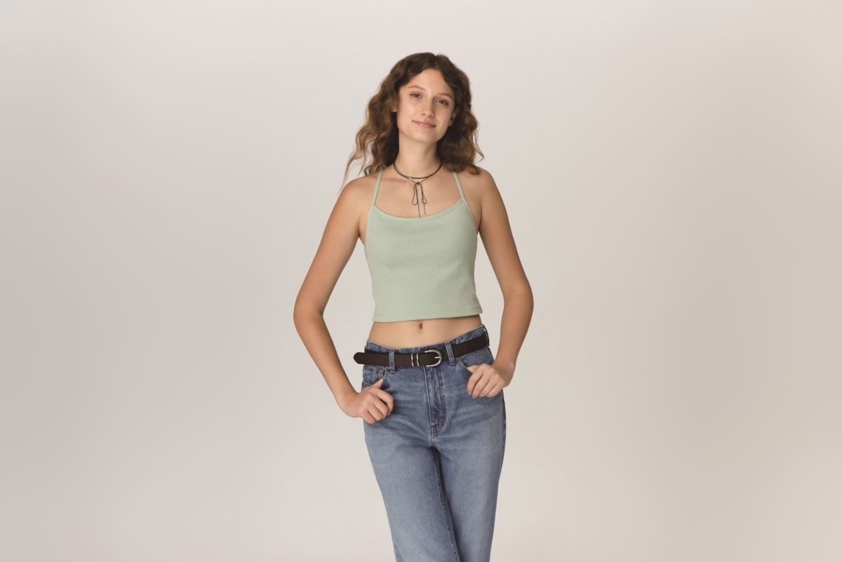 GU bra-feel2WAY短版細肩帶背心,NT$390